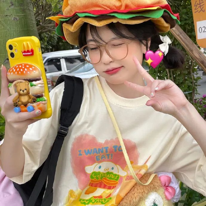 掀饭桌小疯批夺回气运后不忍了