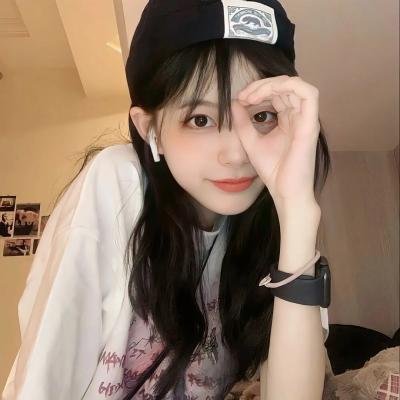 月亮中的亚马逊女人