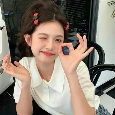 皇宫签到，女帝求我当皇帝